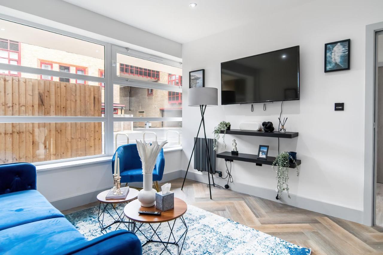 London Road Romford Block Apartment Екстериор снимка