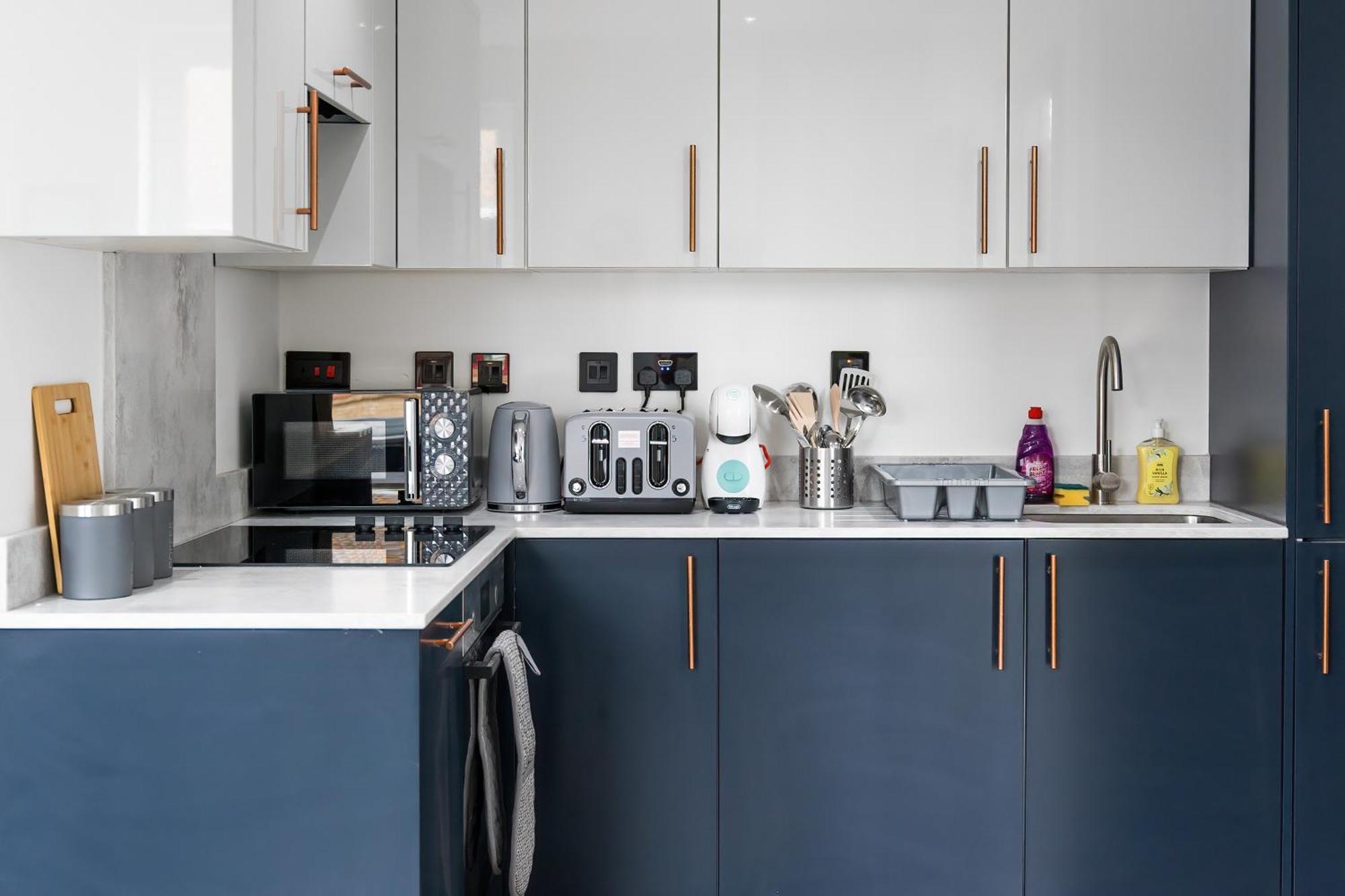 London Road Romford Block Apartment Екстериор снимка
