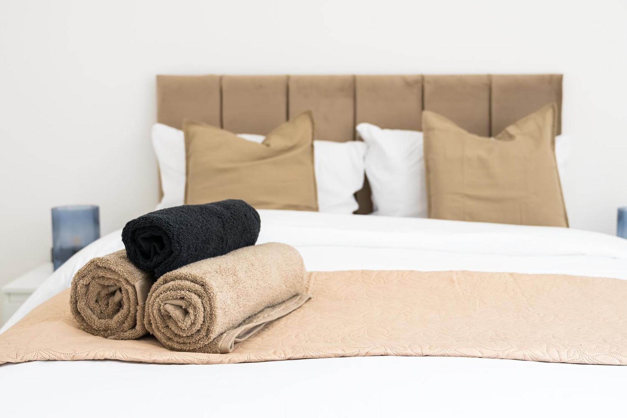 London Road Romford Block Apartment Екстериор снимка